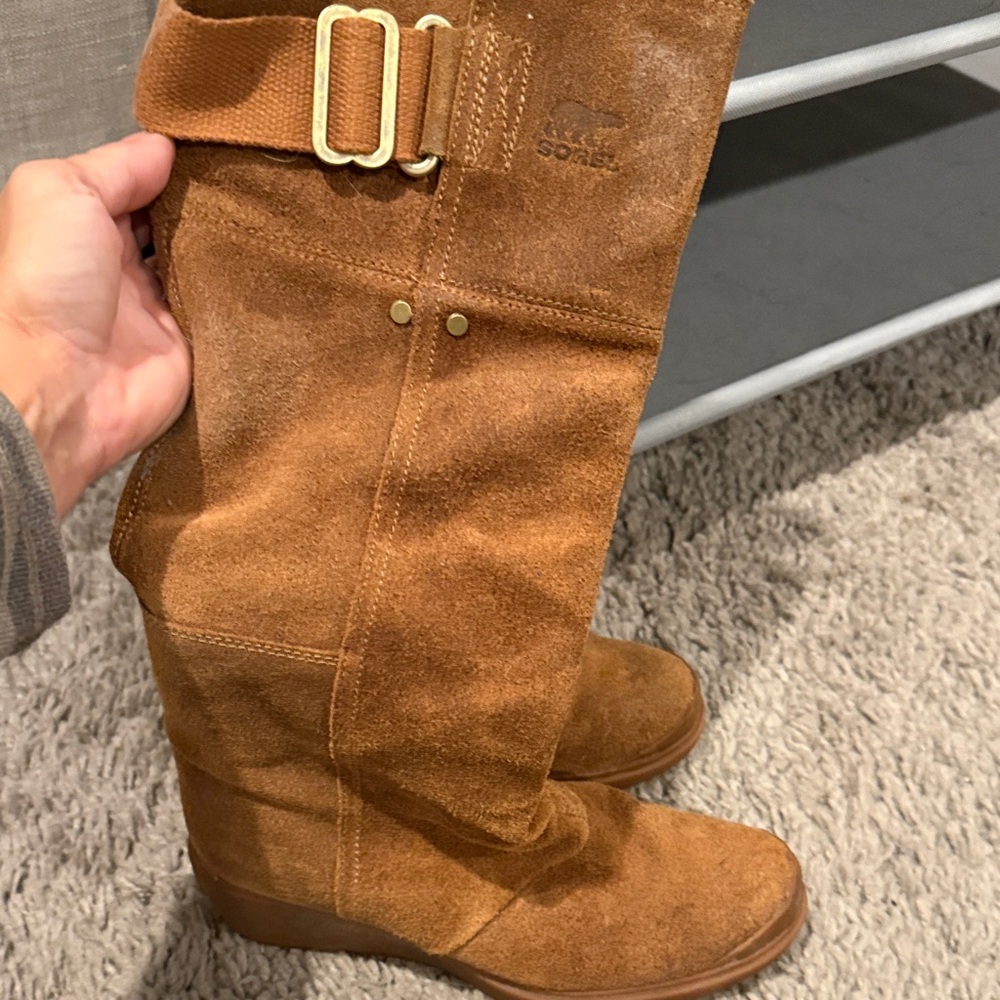 Sorel Women's Brown Suede Winter Boots - Picture 4 of 6